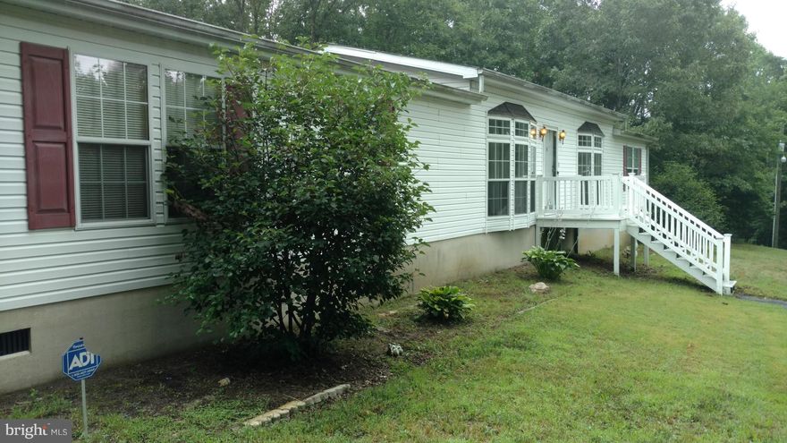 Nice home on 5 acres private road and paved driveway. Close to shops, hospital and new VRE. Easy access to route 17. Call  today to have an opportunity to purchase this home. Good peaceful country living.