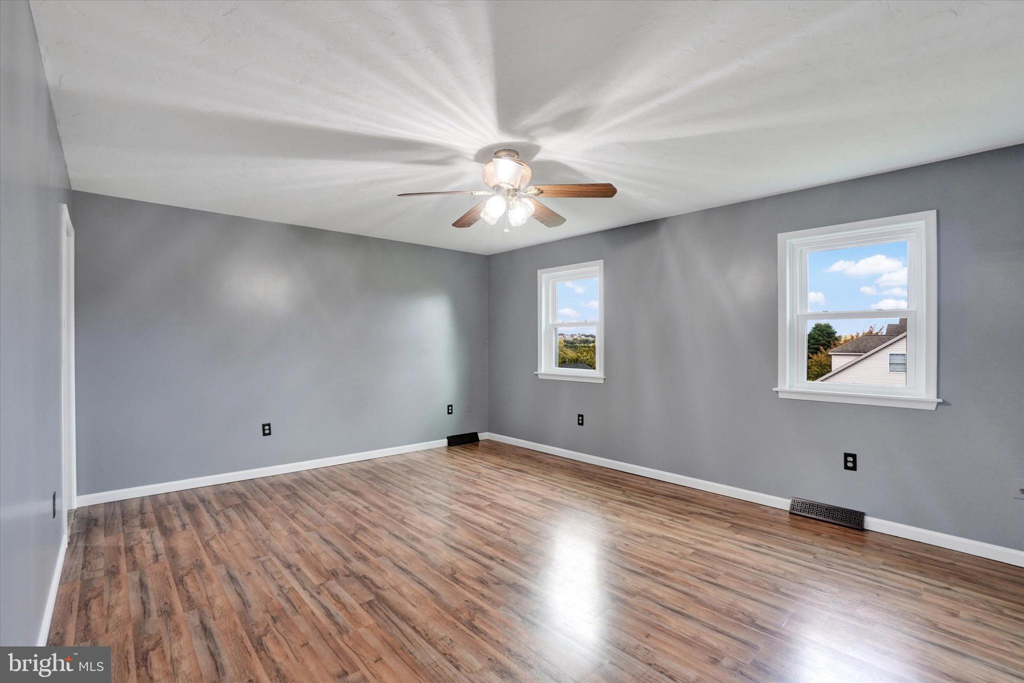 INDIAN SPRINGS - Residential