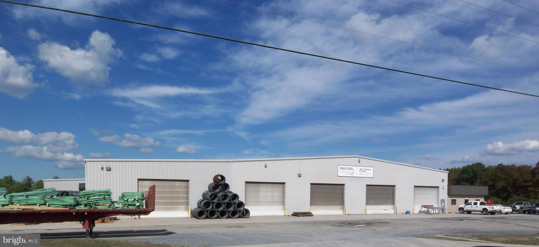 522 BUSINESS PARK - Commercial Sale