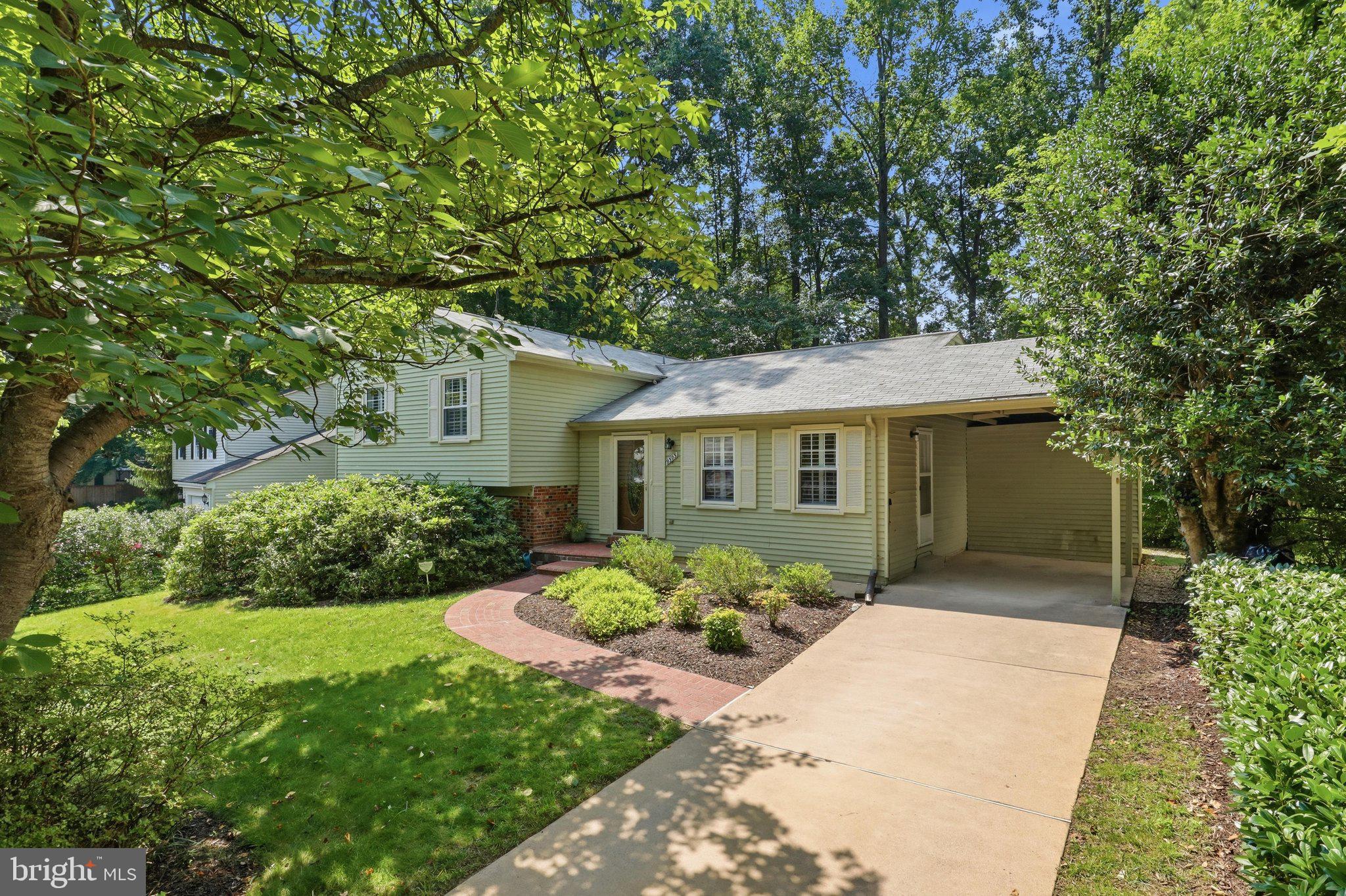 9303 BURNETTA DRIVE