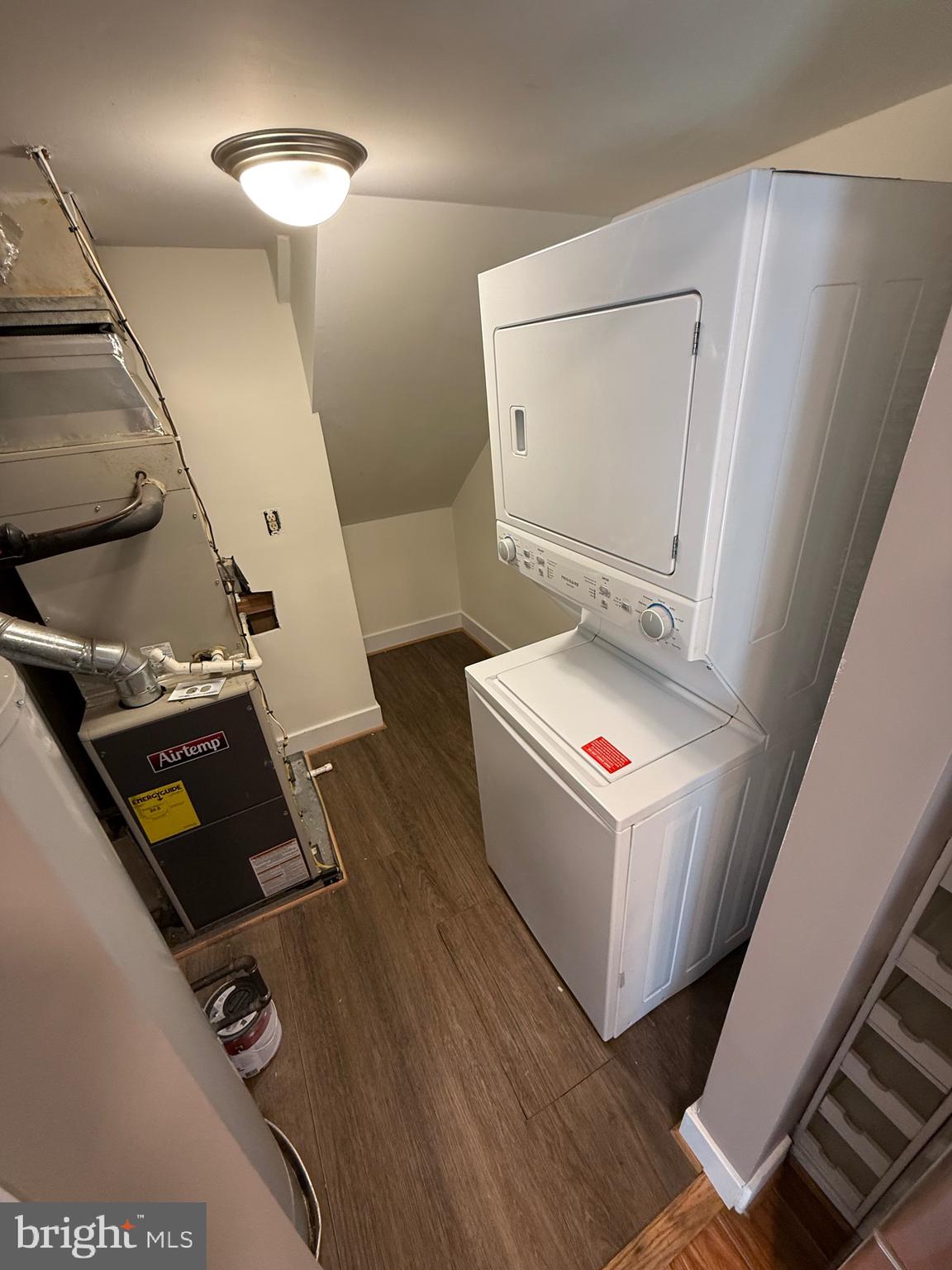 DALE CITY - Residential Lease