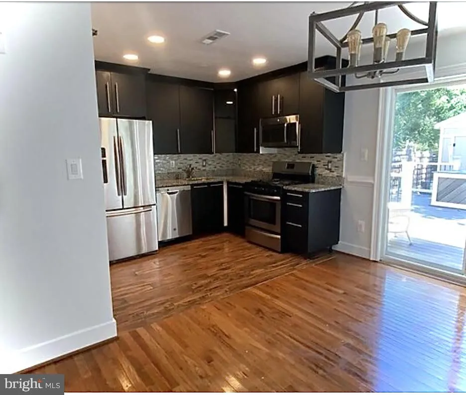 Woodbridge, Virginia 22193, United States, 3 Bedrooms Bedrooms, ,2 BathroomsBathrooms,Residential,Active,104427