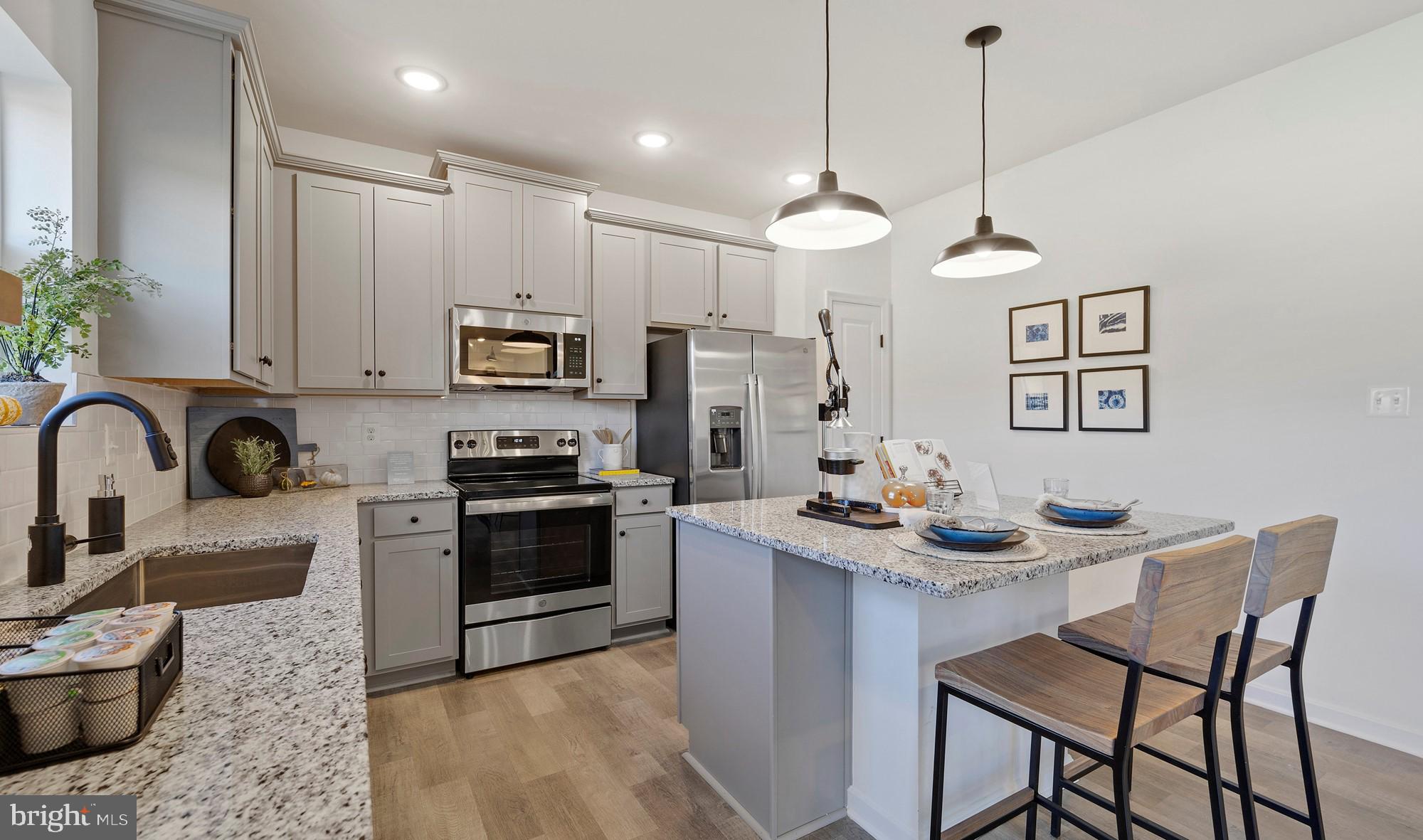 DILLON FARM - Residential