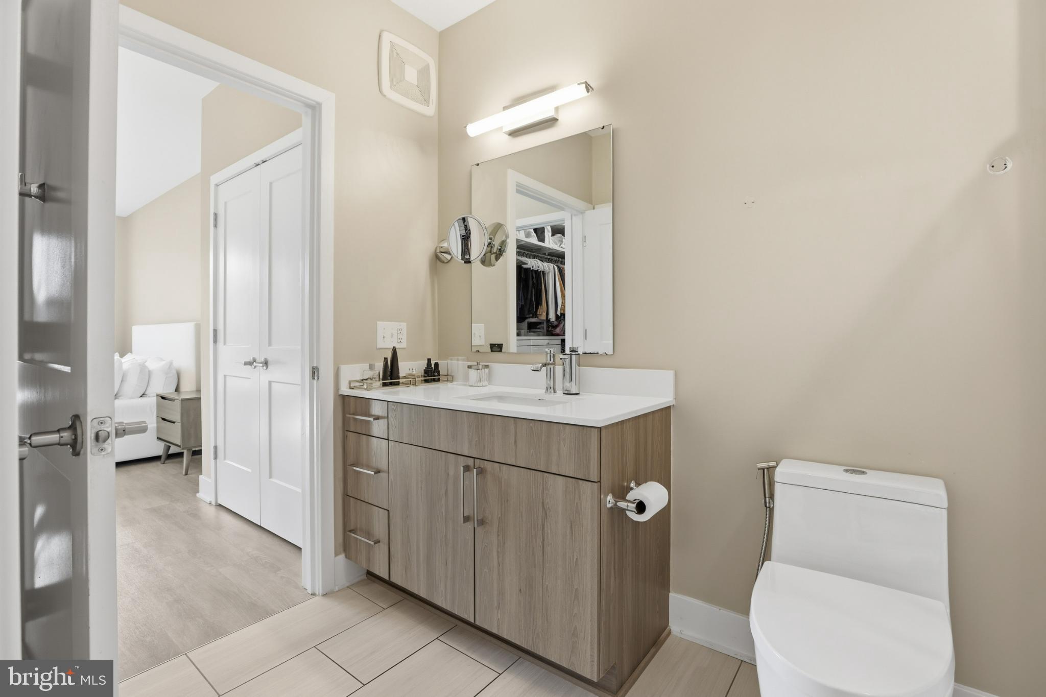 NATIONAL HARBOR - Residential