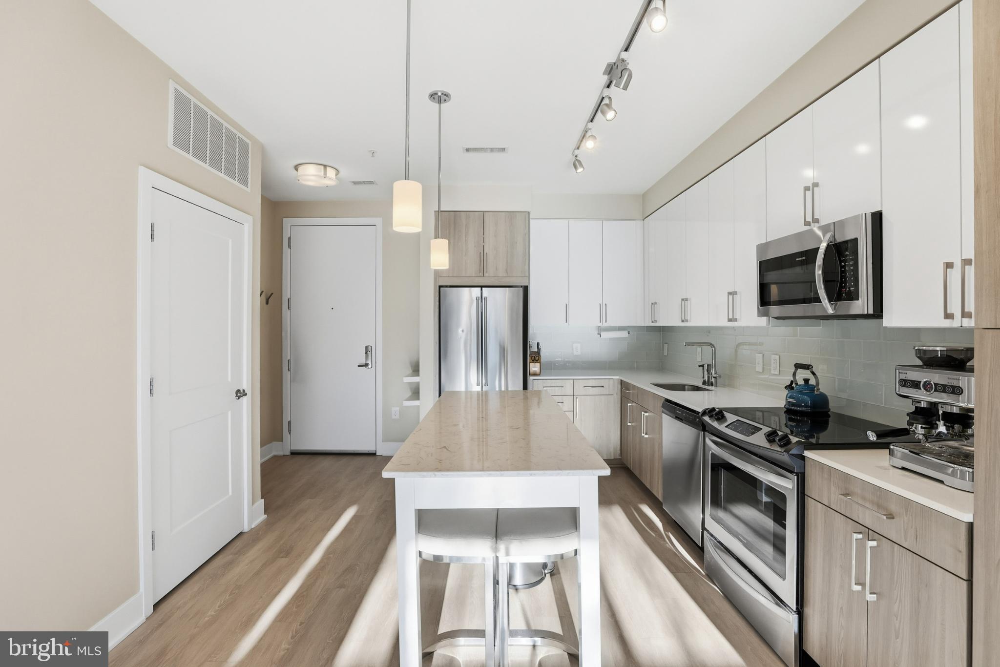 NATIONAL HARBOR - Residential