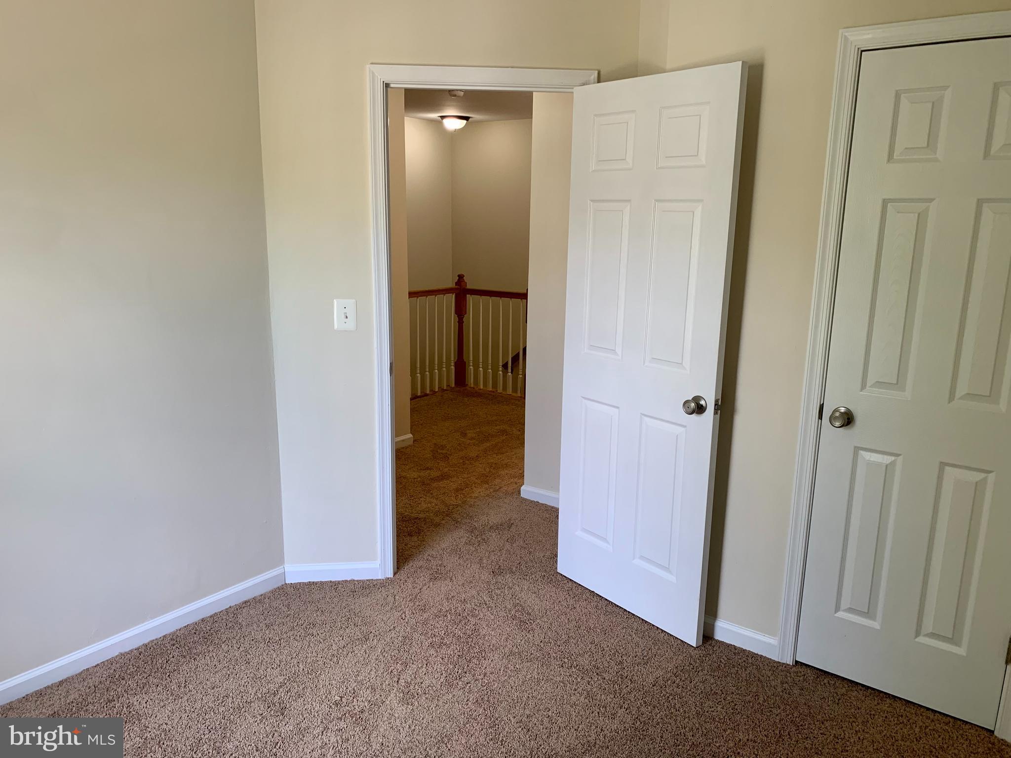 FAIRVIEW VILLAGE - Residential