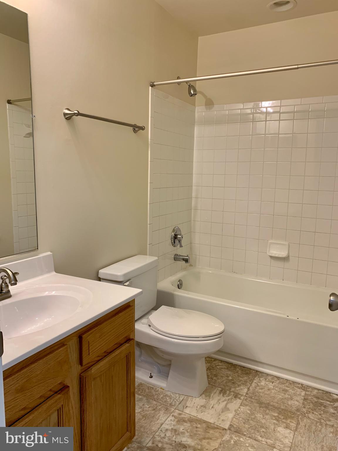 FAIRVIEW VILLAGE - Residential