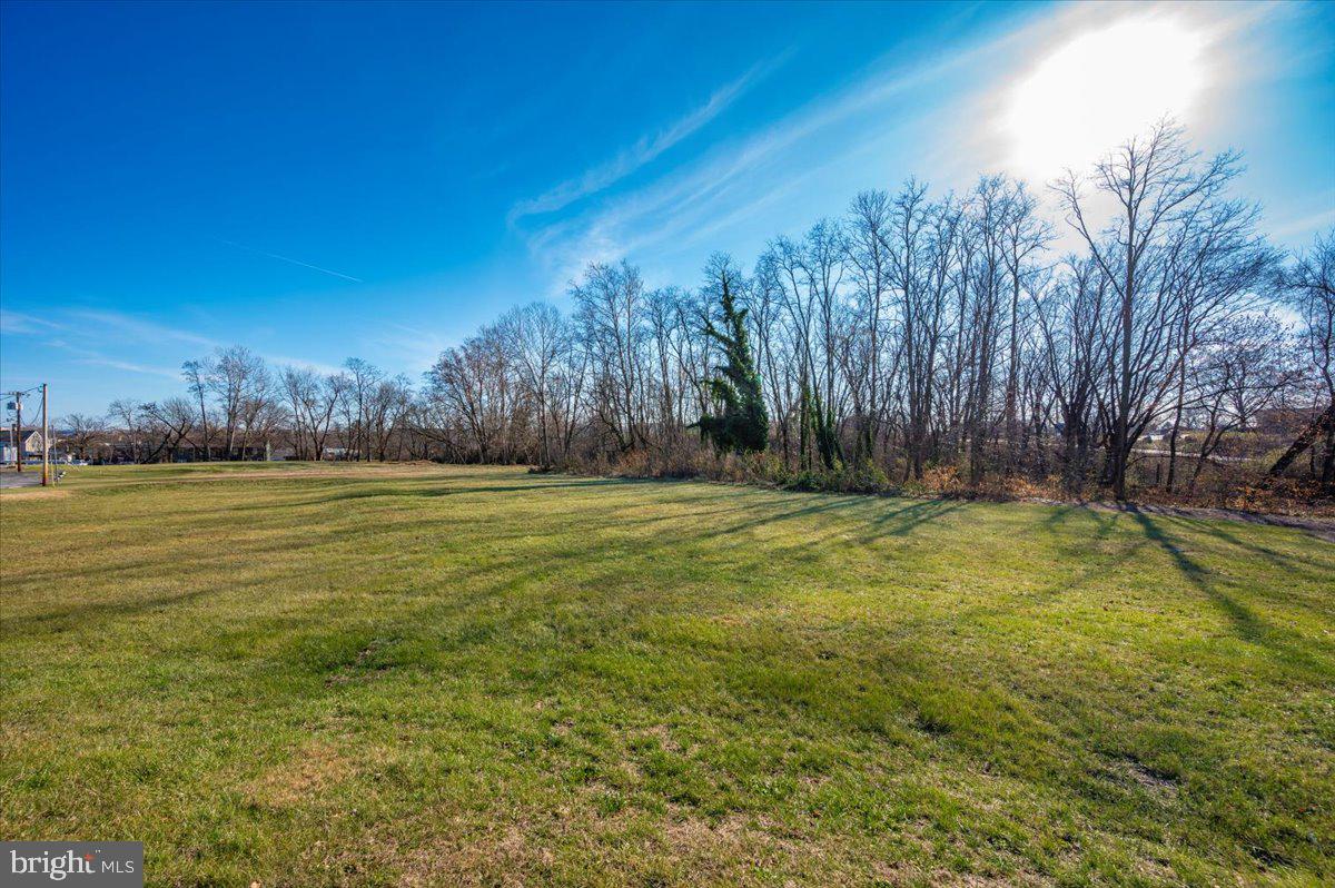 CHAMBERSBURG - Commercial Sale