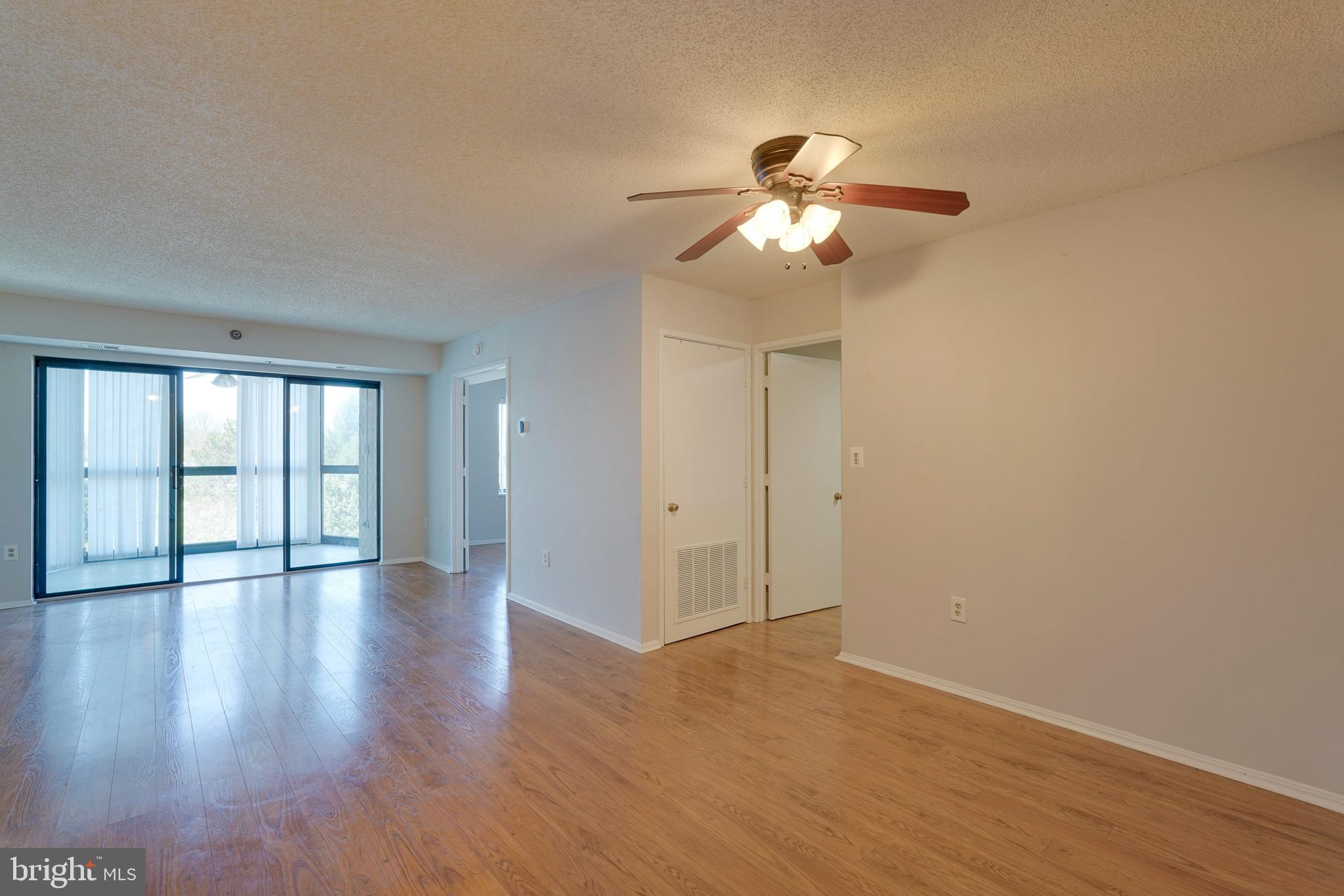 LEISURE WORLD - Residential