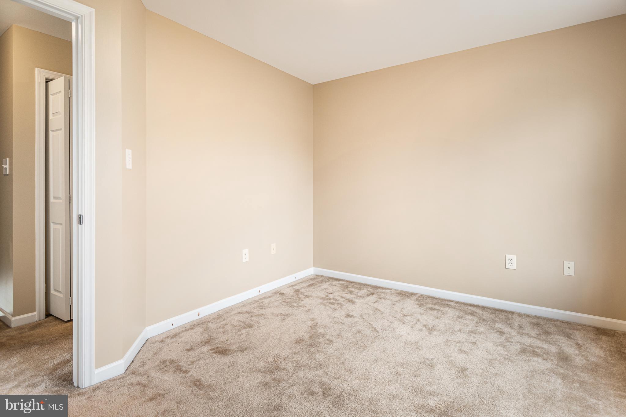 INWOOD VILLAGE - Residential