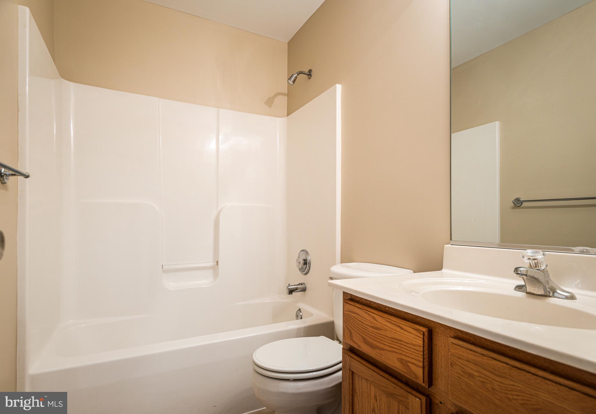 INWOOD VILLAGE - Residential