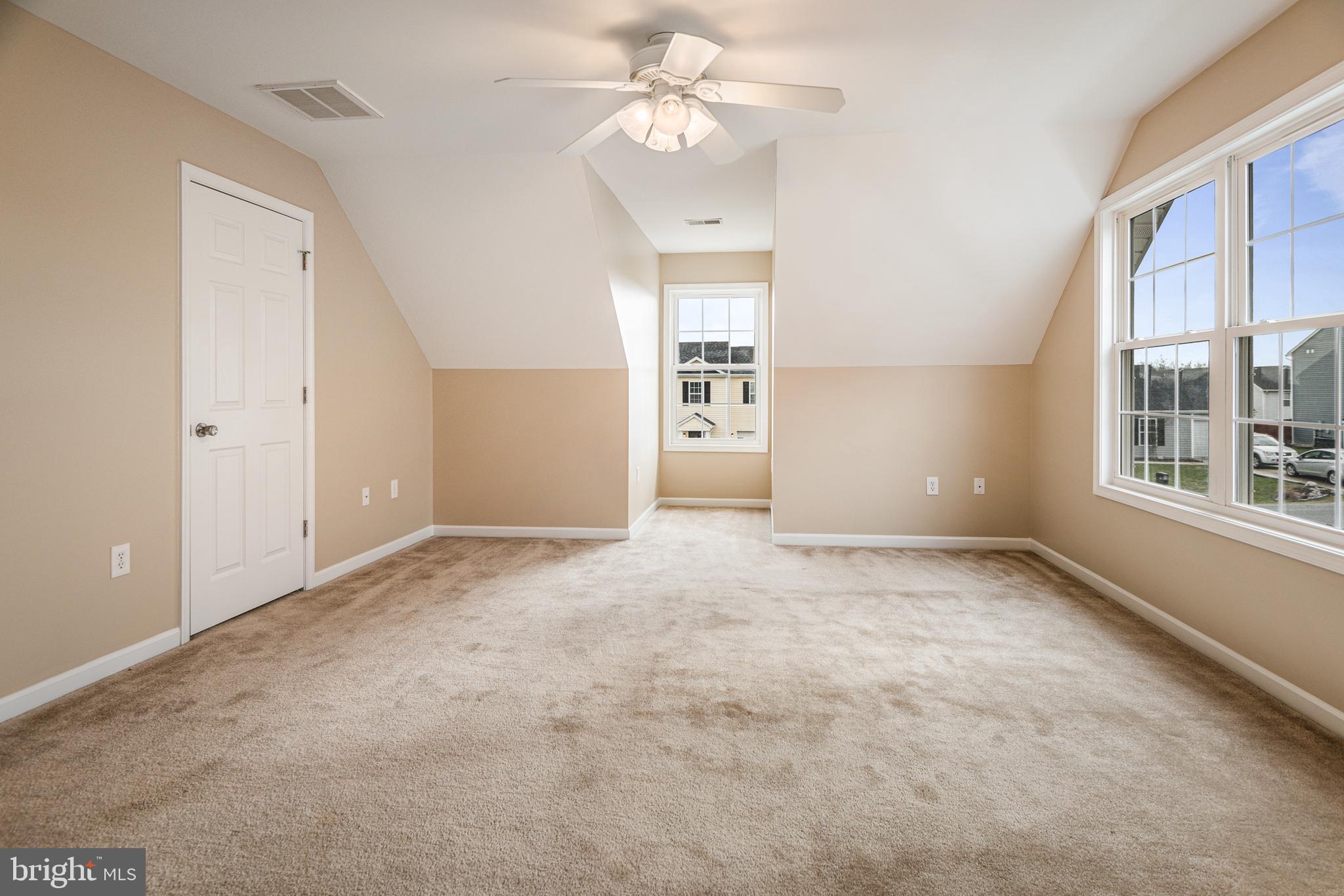 INWOOD VILLAGE - Residential