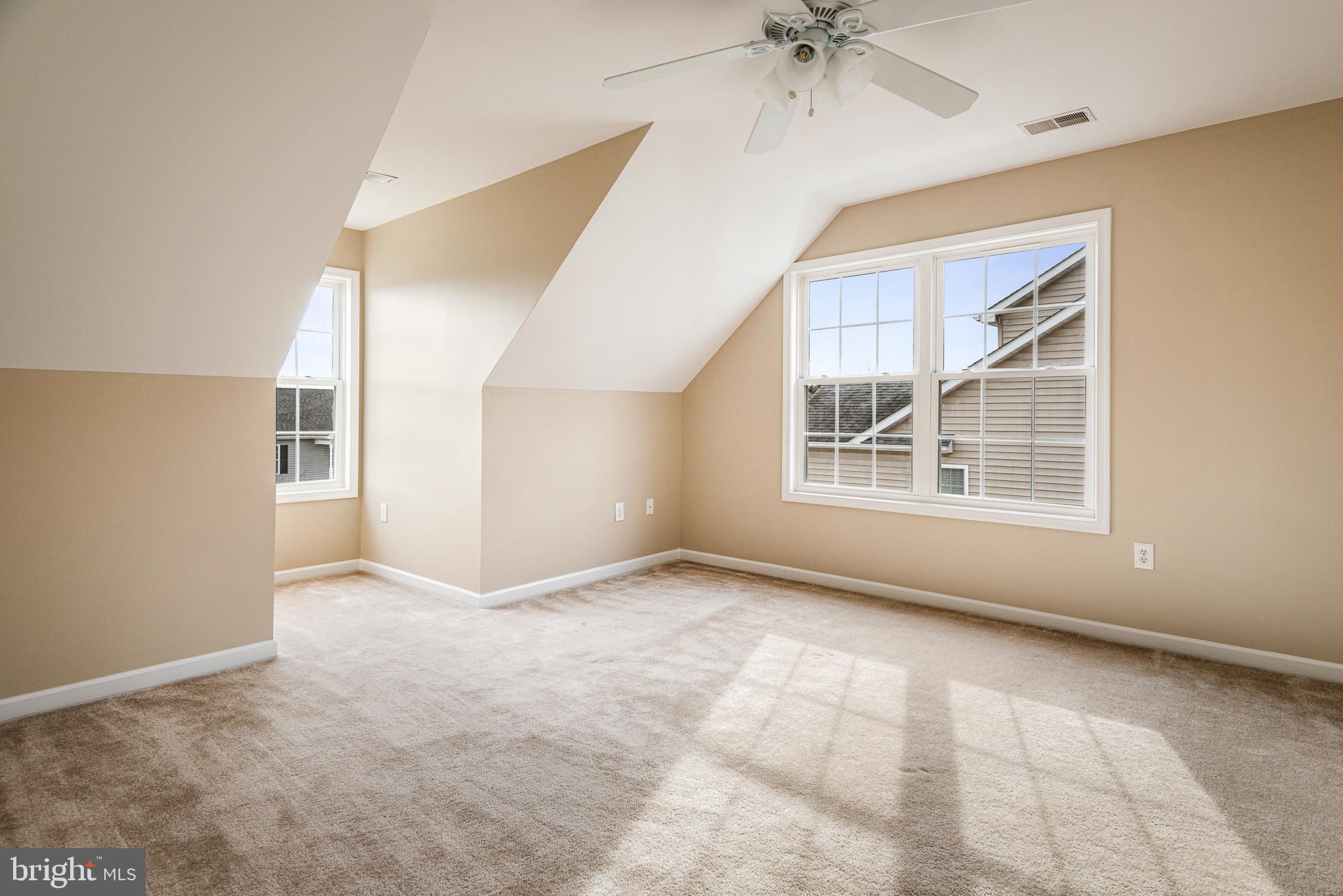 INWOOD VILLAGE - Residential