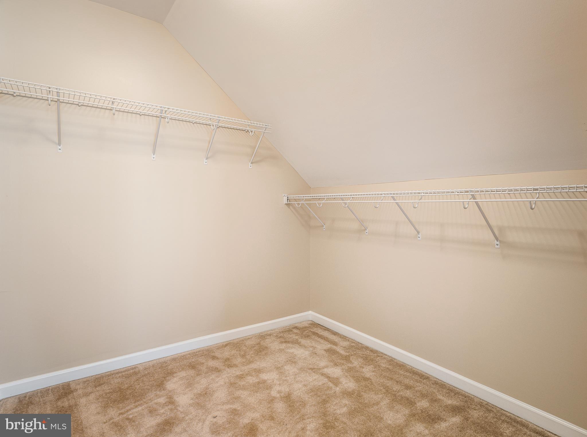 INWOOD VILLAGE - Residential