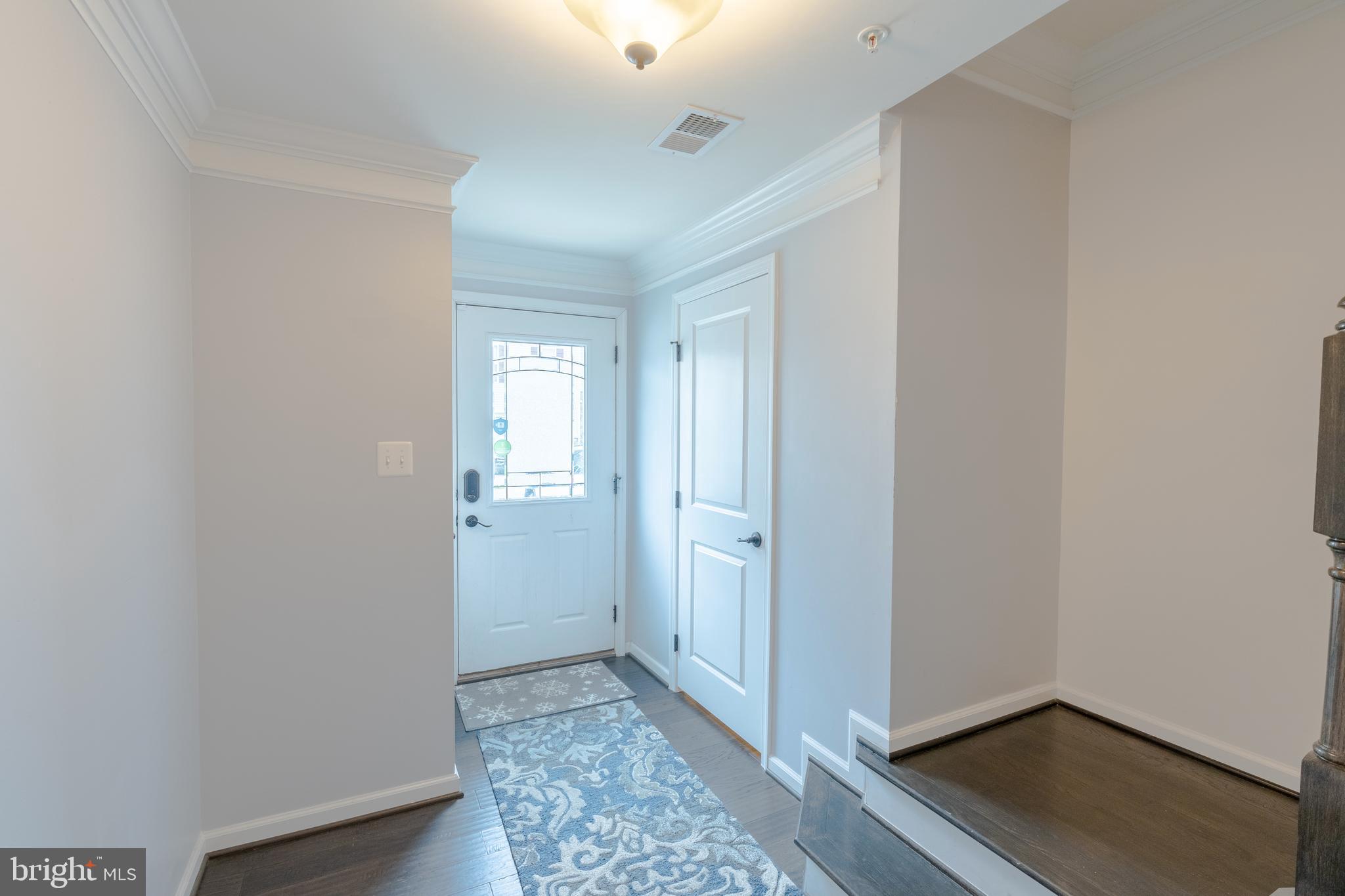 CREEKSIDE VILLAGE AT TANYARD SPRINGS - Residential