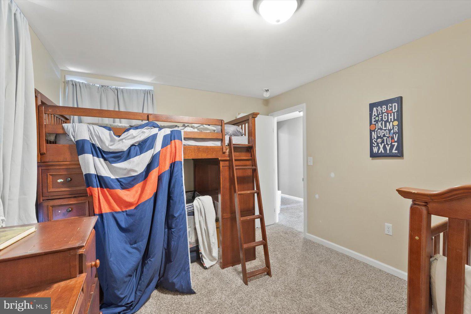 ALLISON HILL - Residential