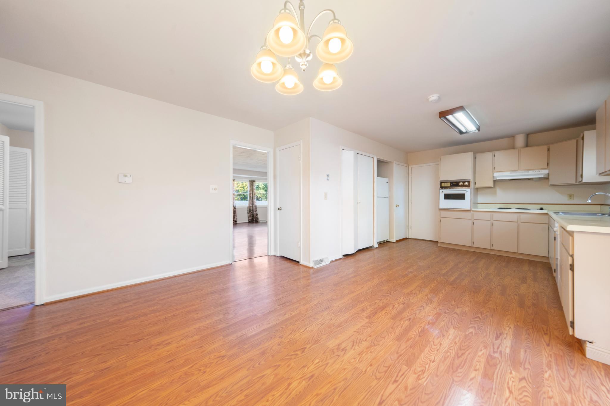 SPRING VALLEY - Residential