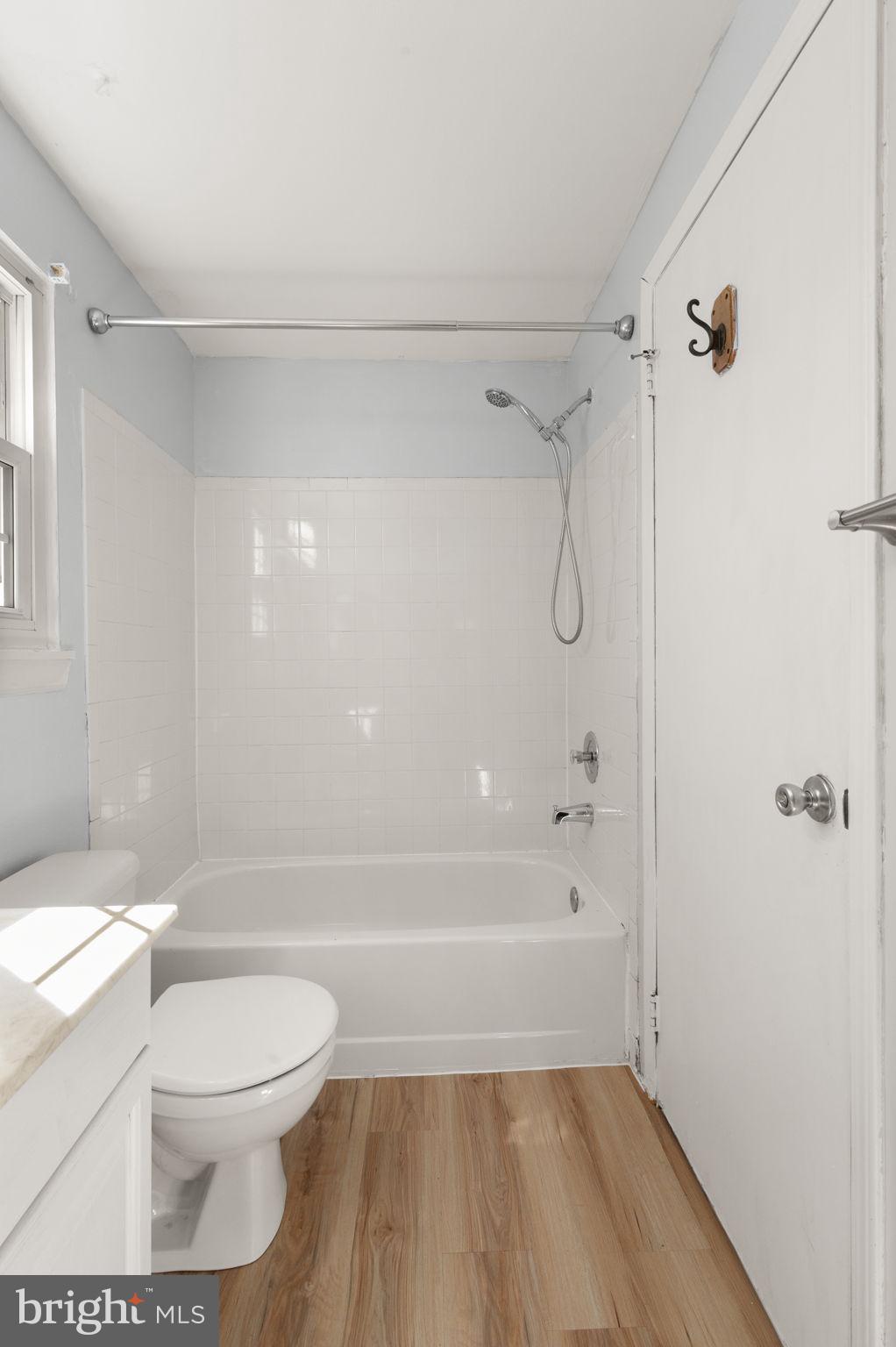 WILLOUGHBY WOODS - Residential