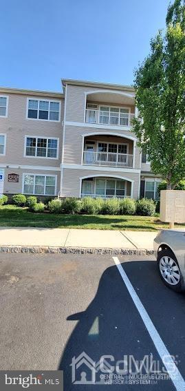 725 TIMBERLAKE DRIVE