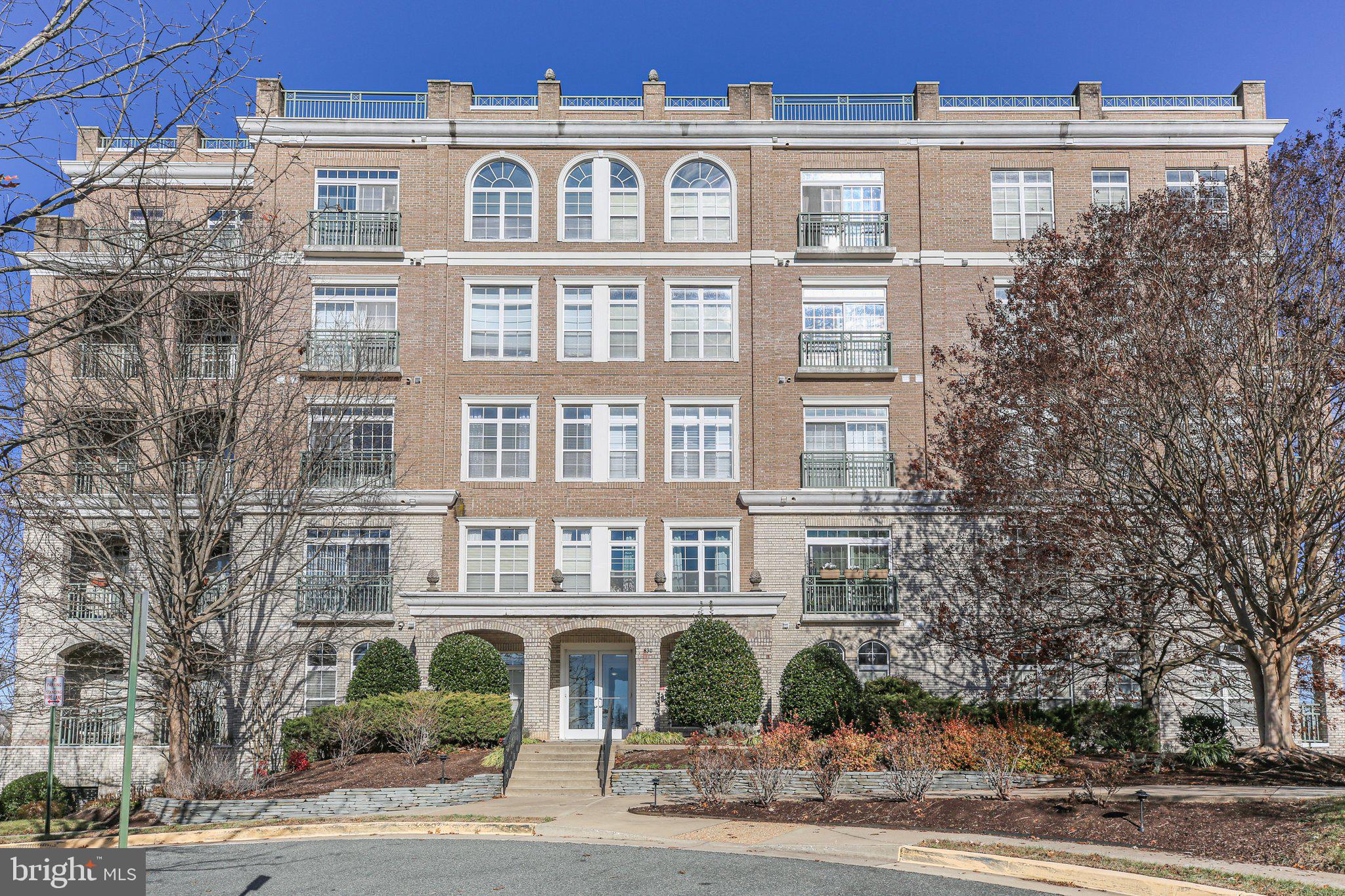 RIVER CLUB 1 AT BELMONT - Residential