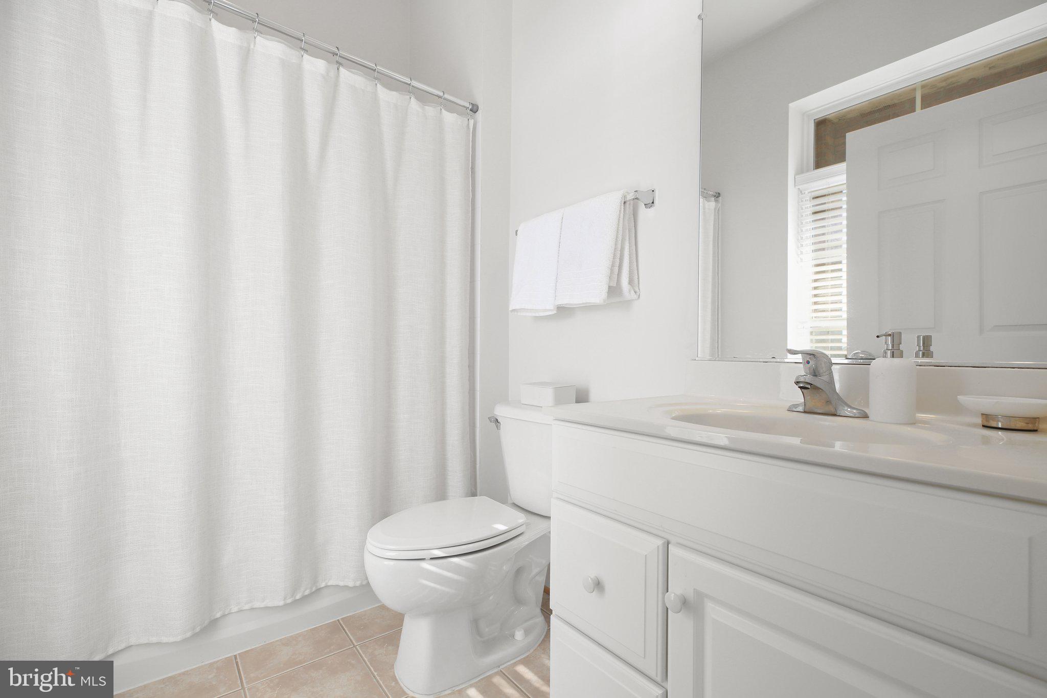 RIVER CLUB 1 AT BELMONT - Residential