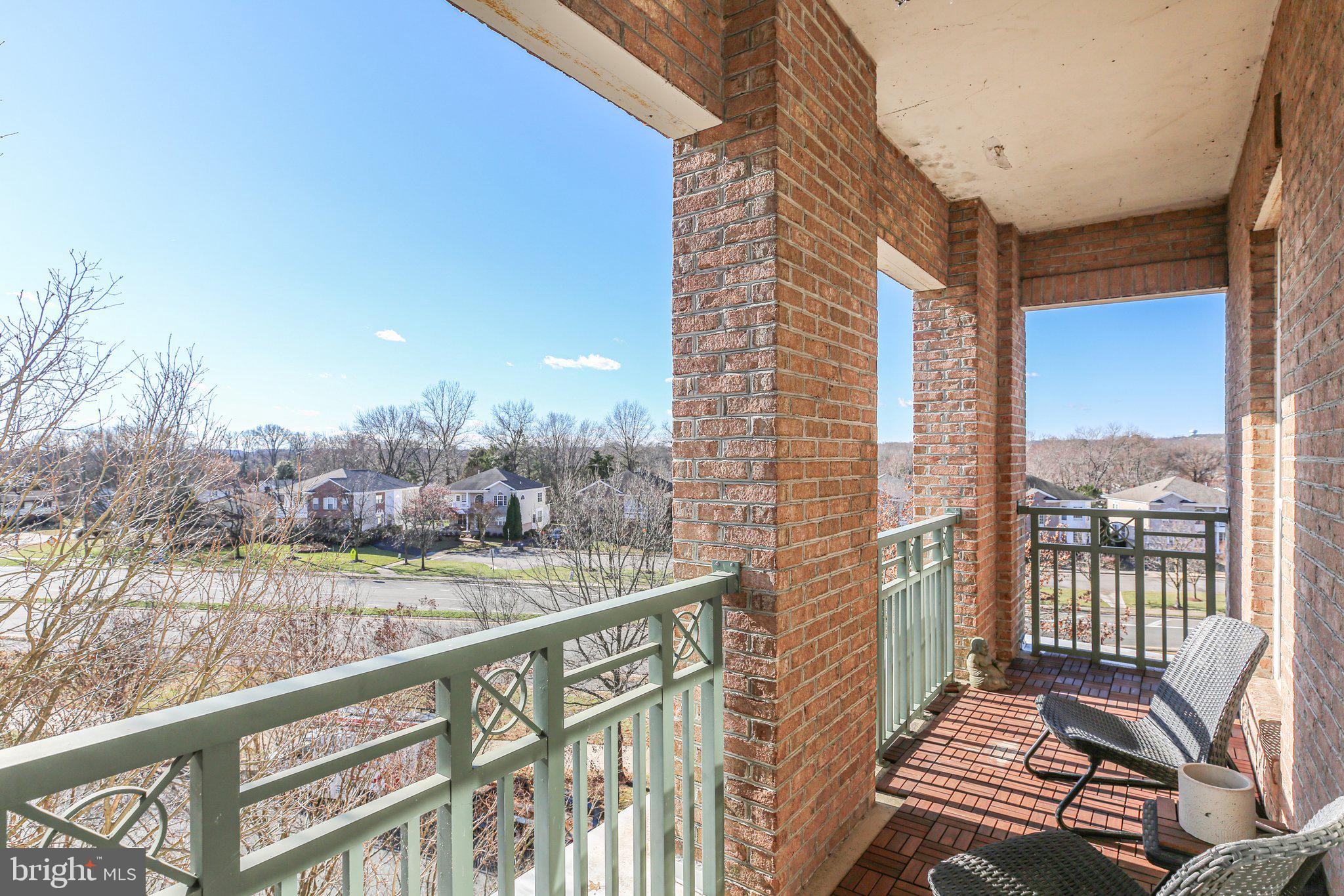 RIVER CLUB 1 AT BELMONT - Residential