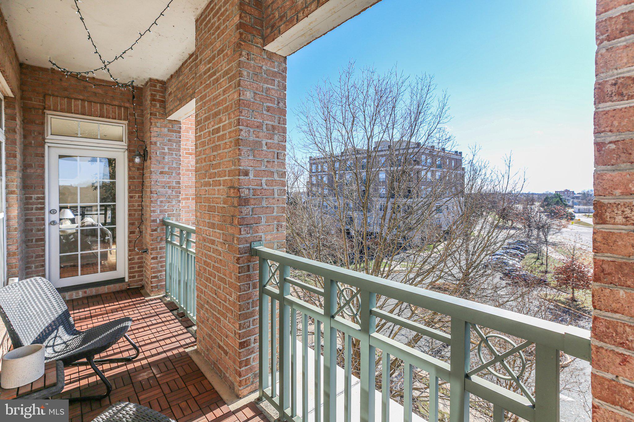 RIVER CLUB 1 AT BELMONT - Residential