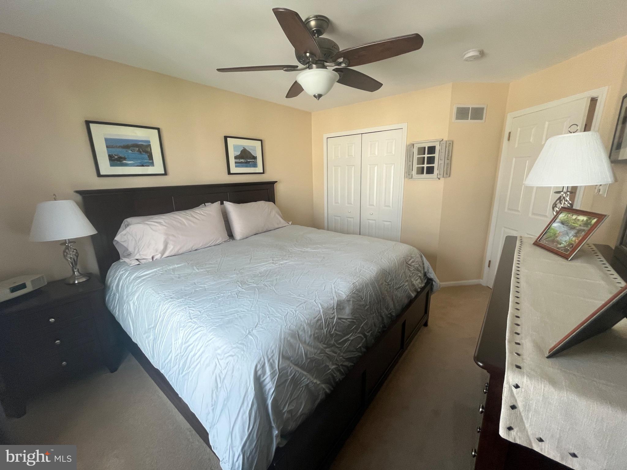 COUNTRY CROSSING - Residential