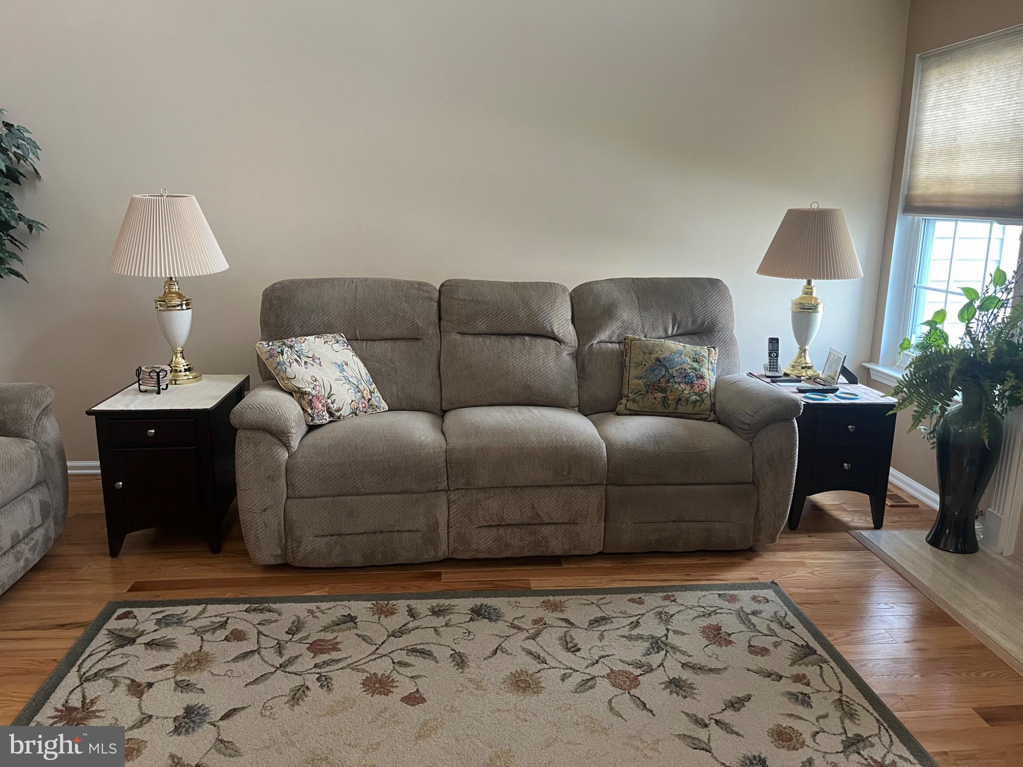 COUNTRY CROSSING - Residential