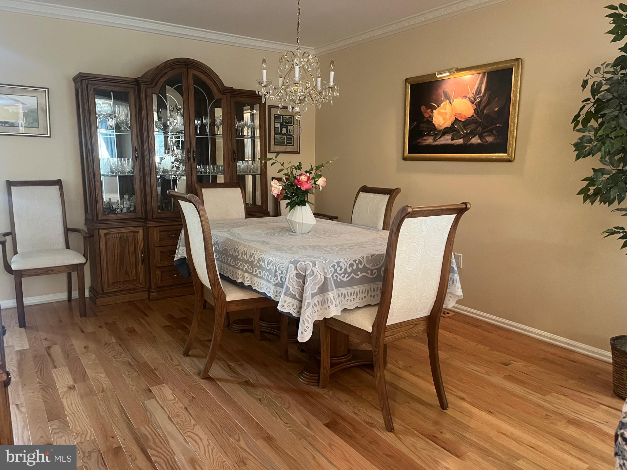 COUNTRY CROSSING - Residential