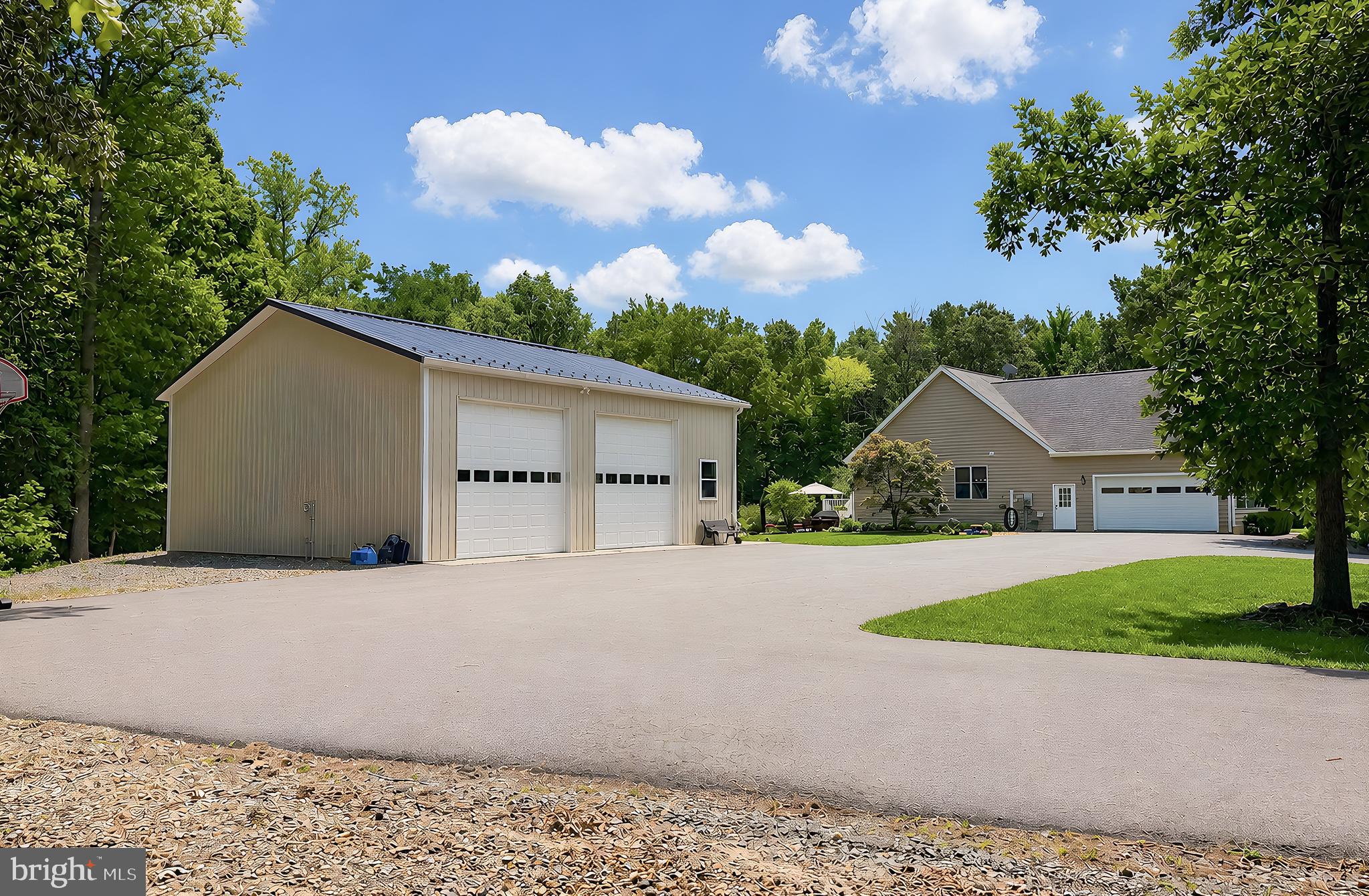 42000 PLEASANT VALLEY COURT
