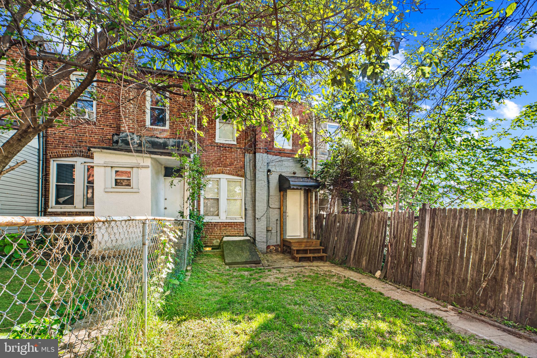 GWYNN FALLS - Residential