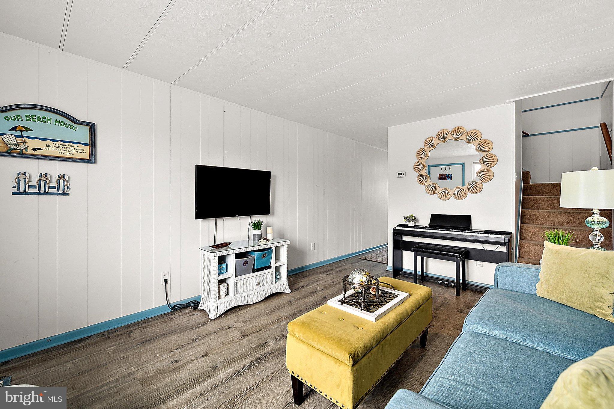 507 PENGUIN DRIVE 53