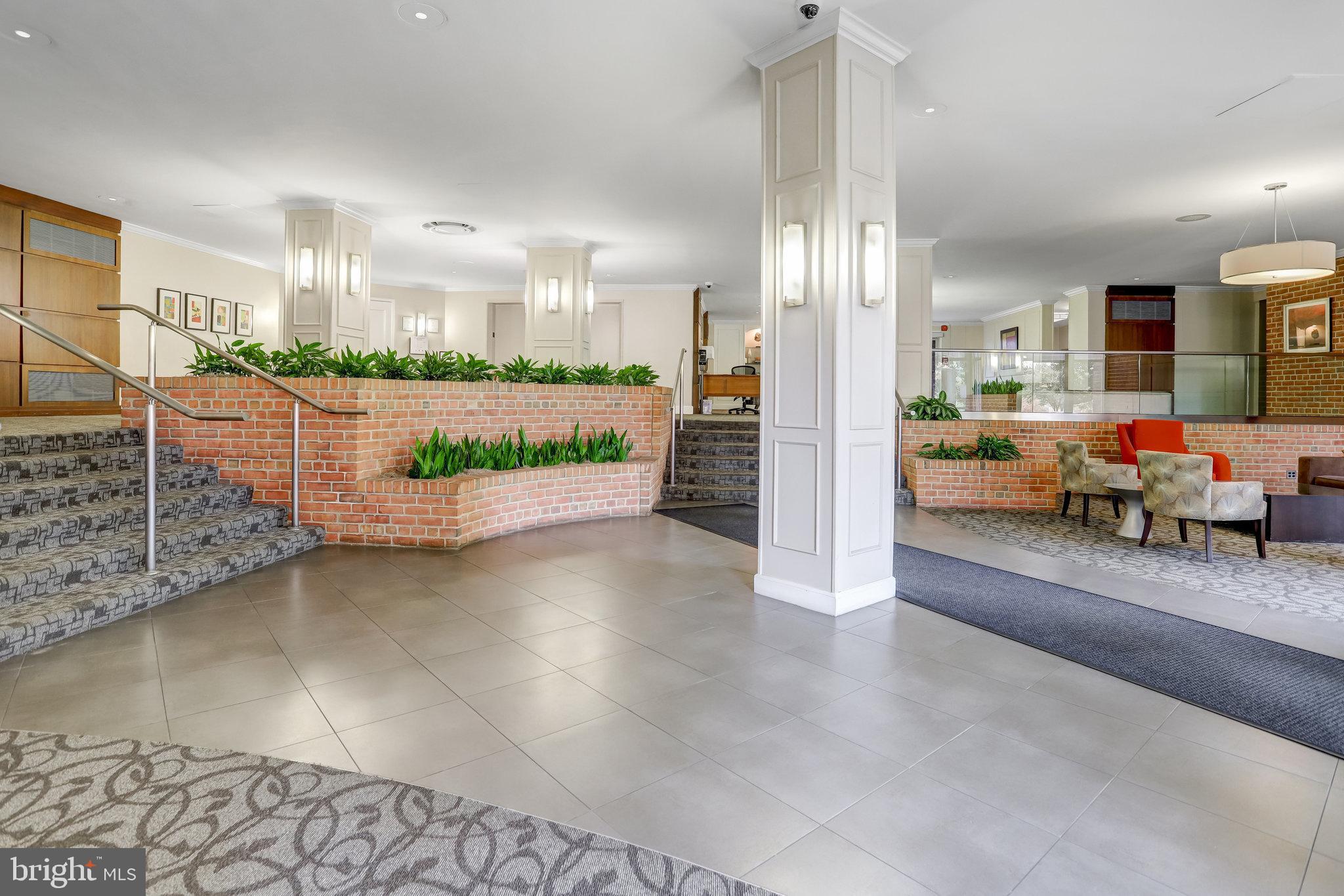 CARDINAL HOUSE - Residential