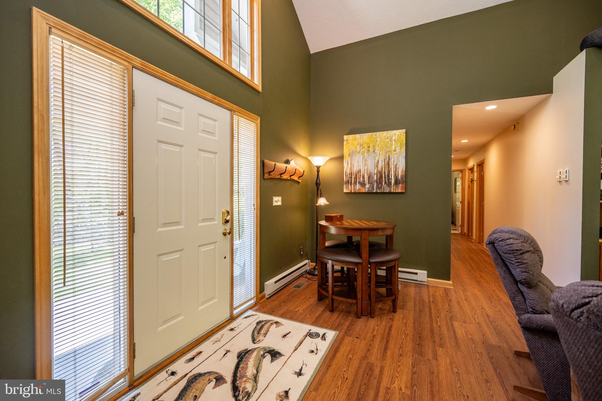 MOUNTAINSIDE - Residential