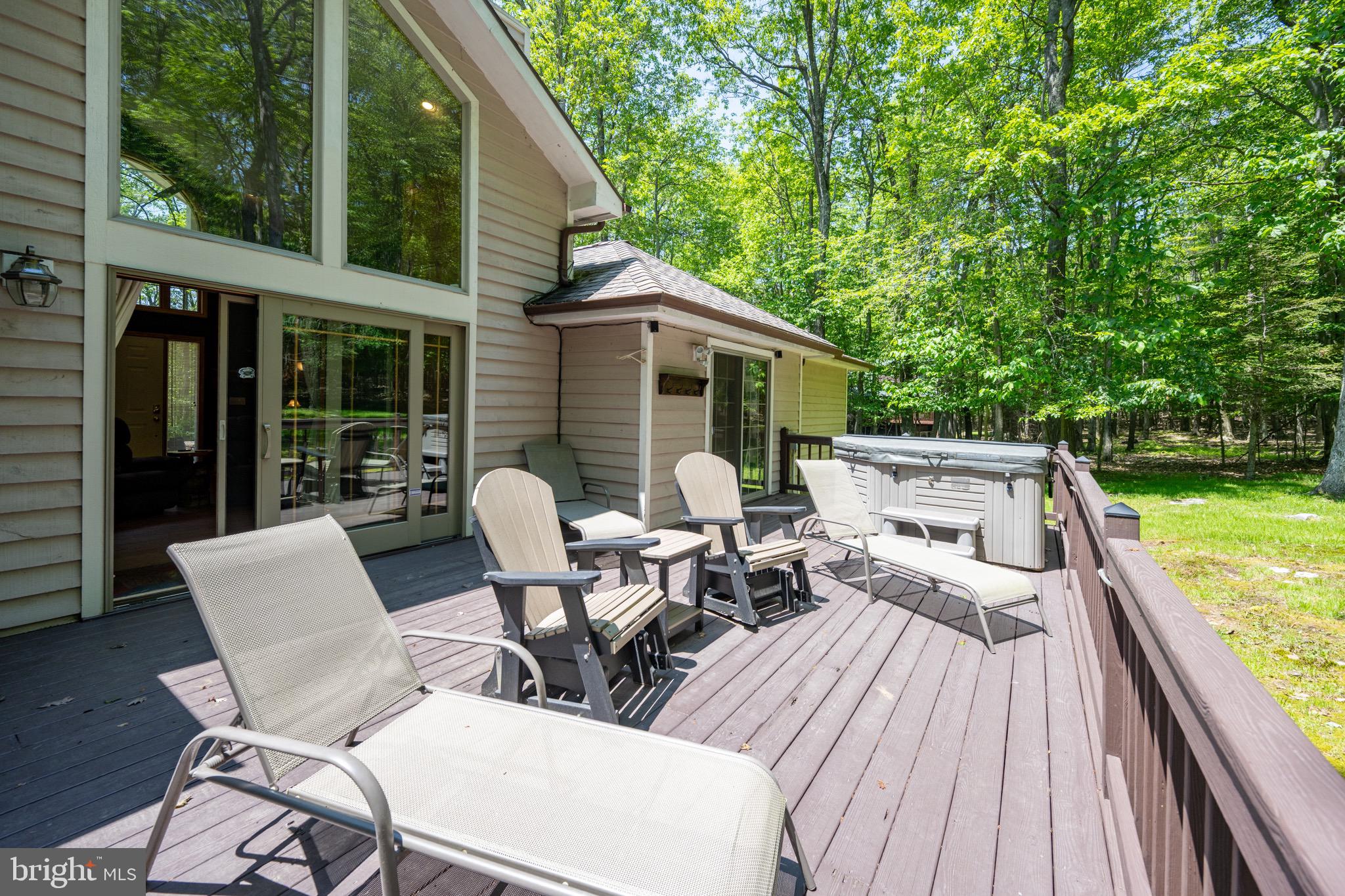 MOUNTAINSIDE - Residential