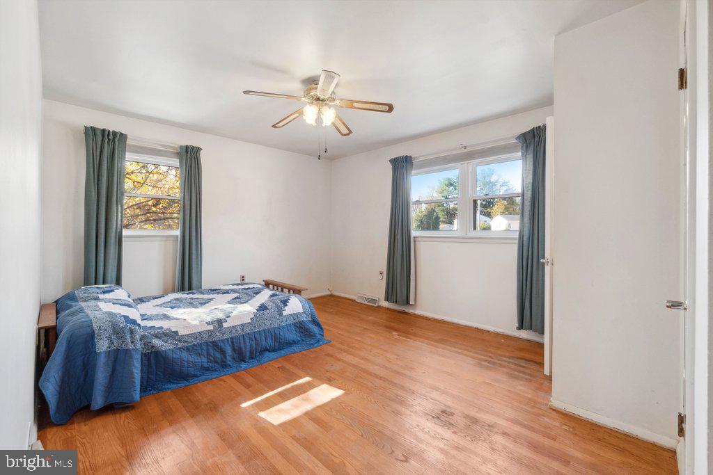 HILLCREST MANOR - Residential