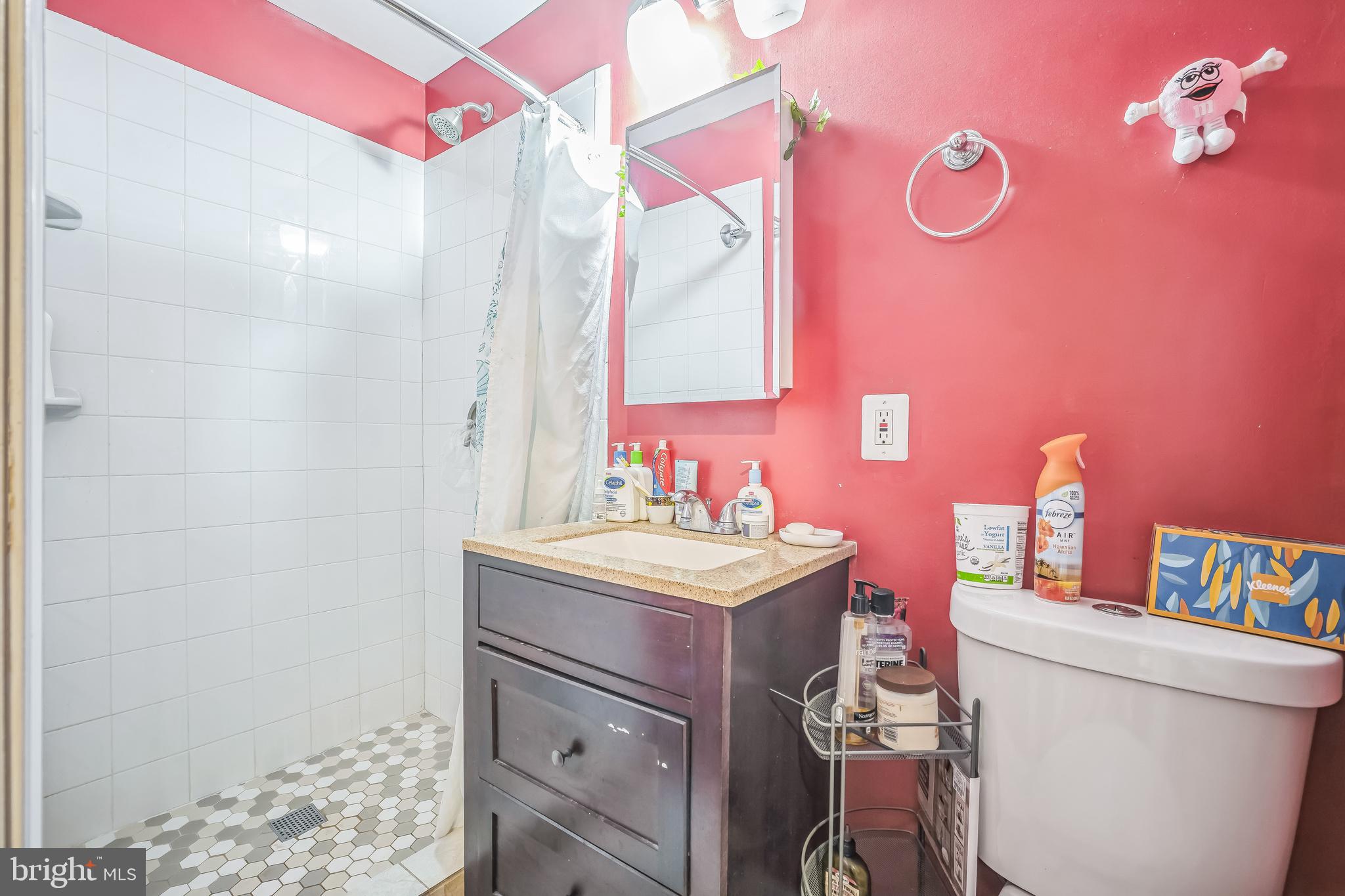 SHANNON STATION - Residential Lease