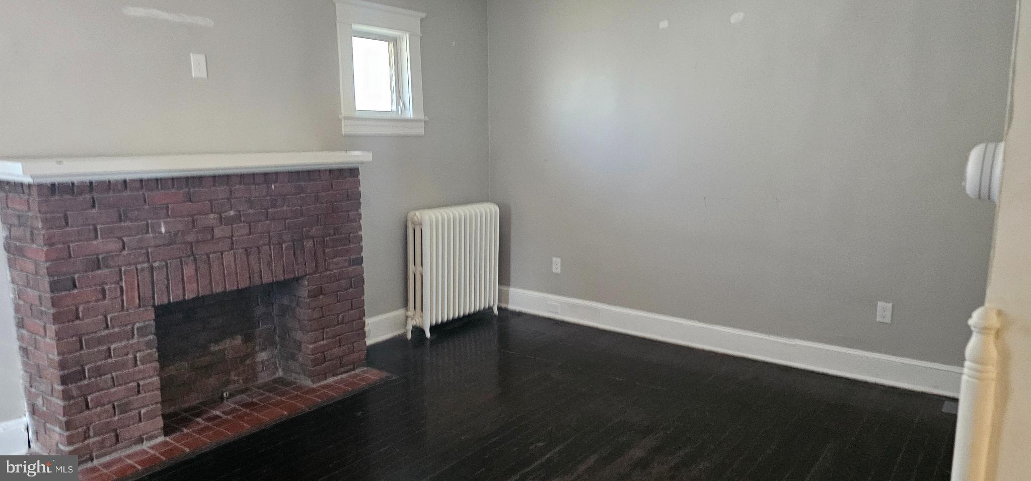 2912 HILLCREST AVENUE