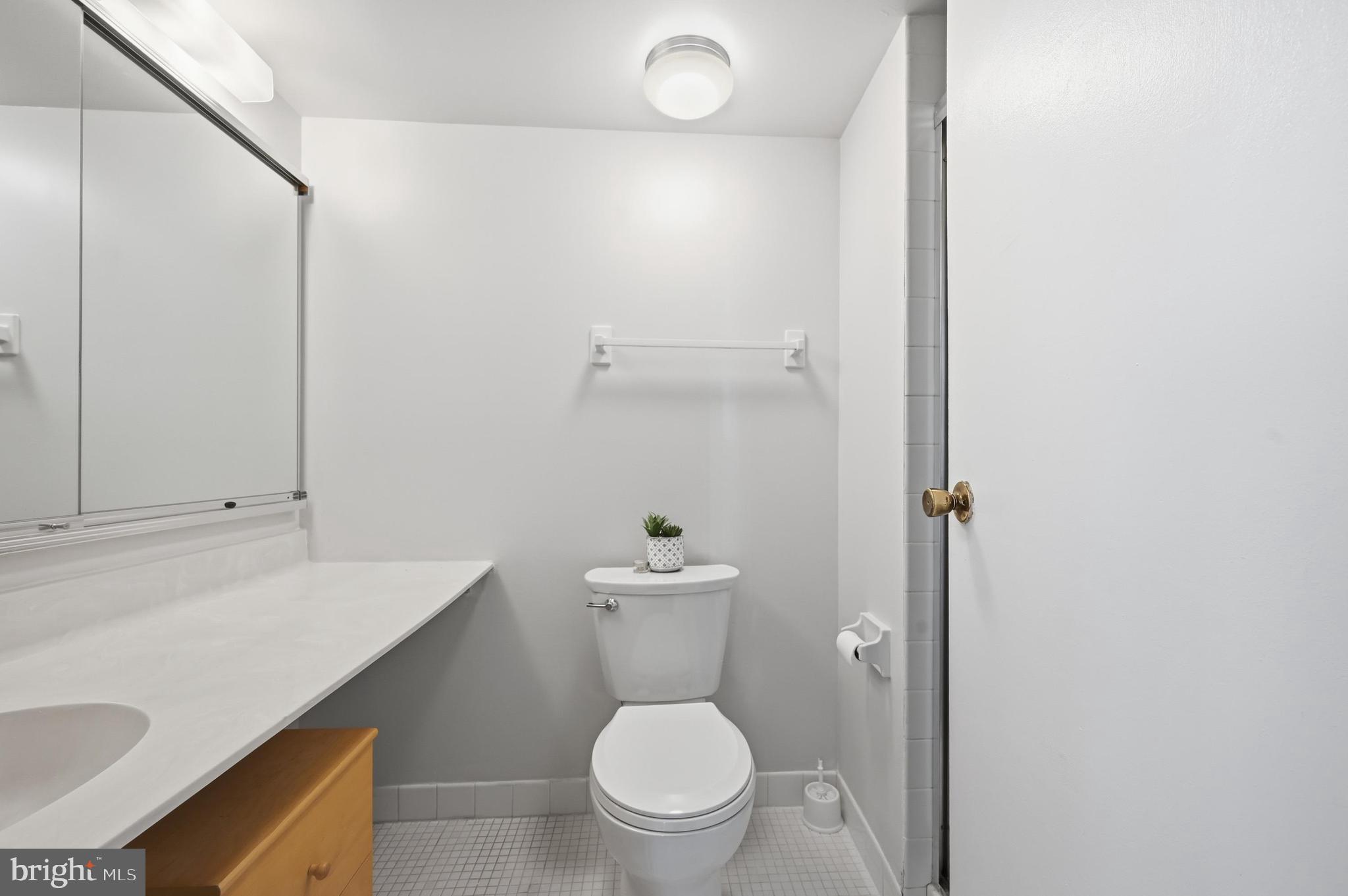 PLYMOUTH HILL - Residential