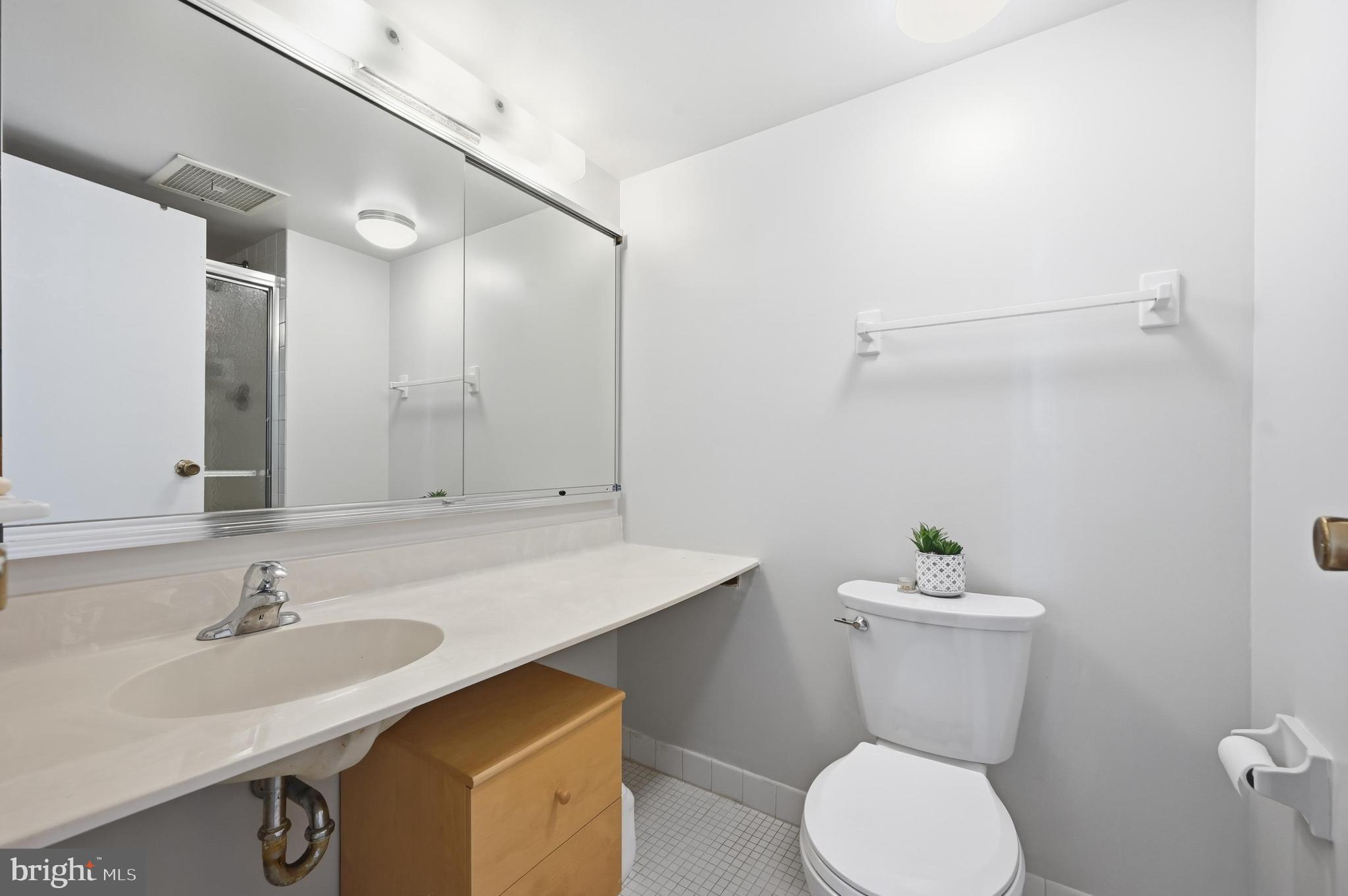 PLYMOUTH HILL - Residential