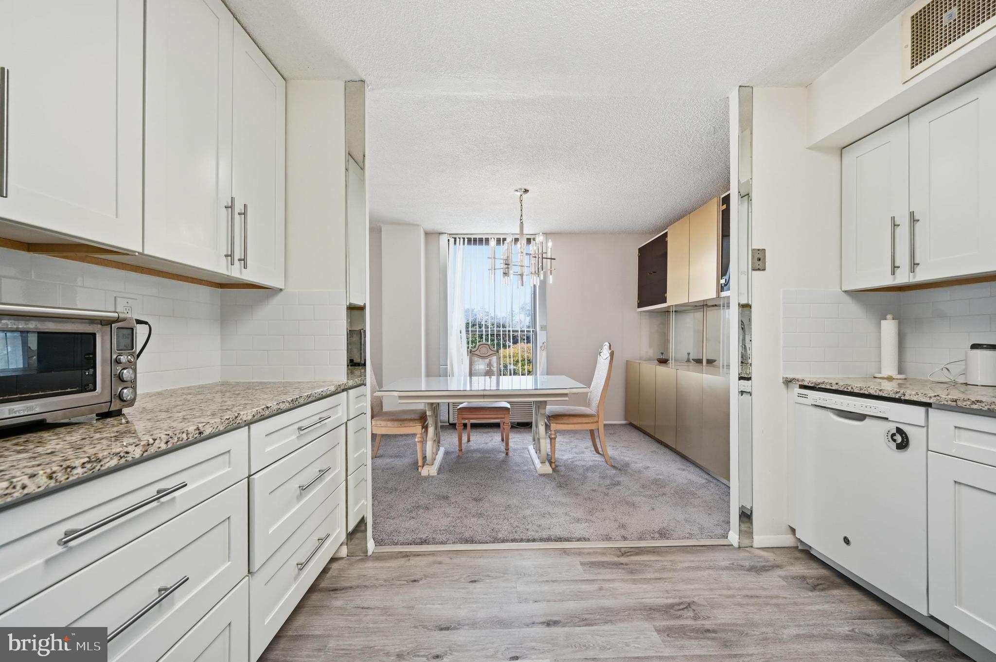 PLYMOUTH HILL - Residential