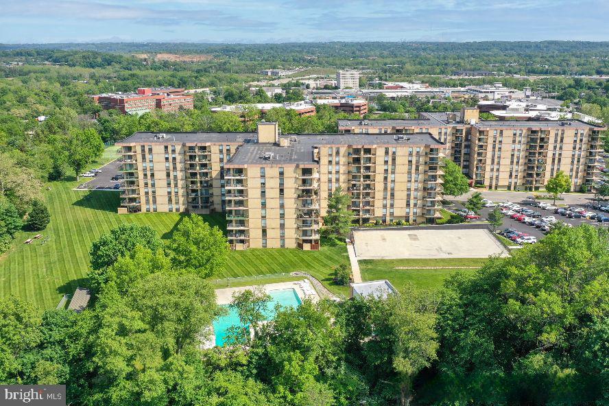 PLYMOUTH HILL - Residential