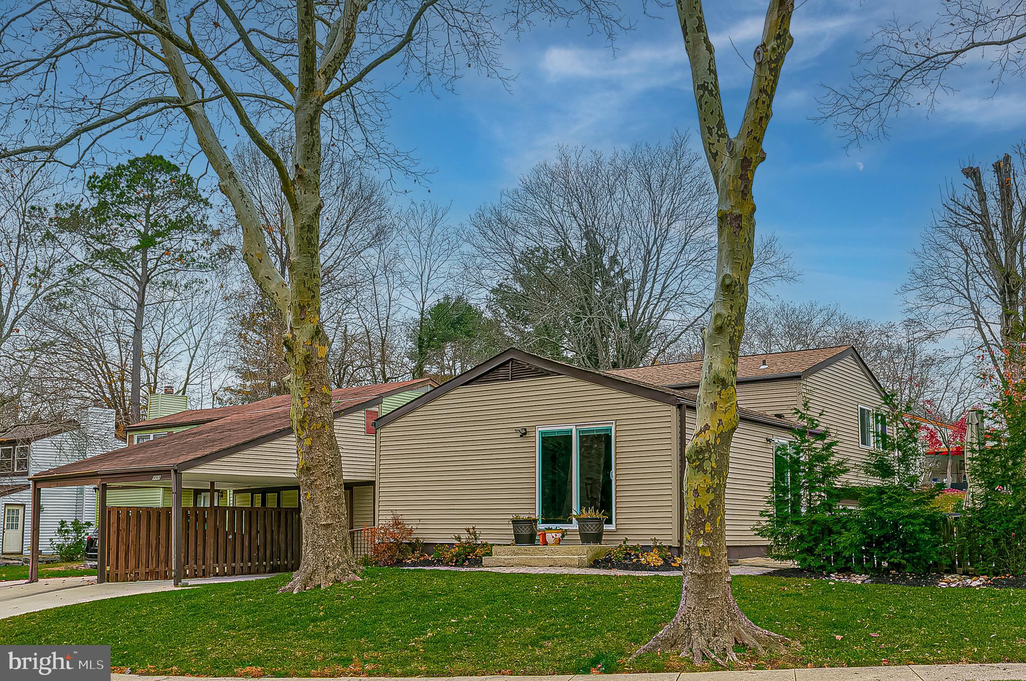 9068 GOLDAMBER GARTH