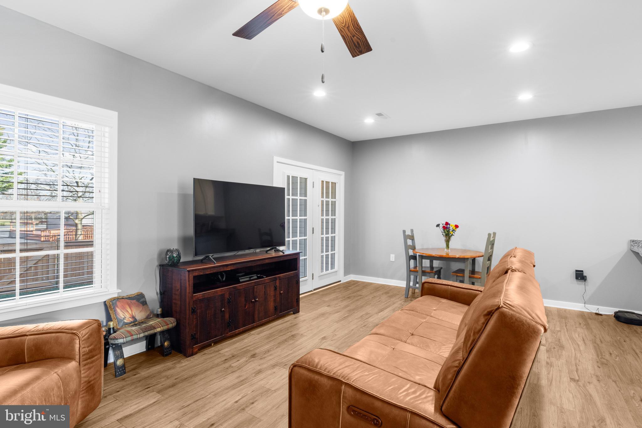 SPRING MILLS - Residential