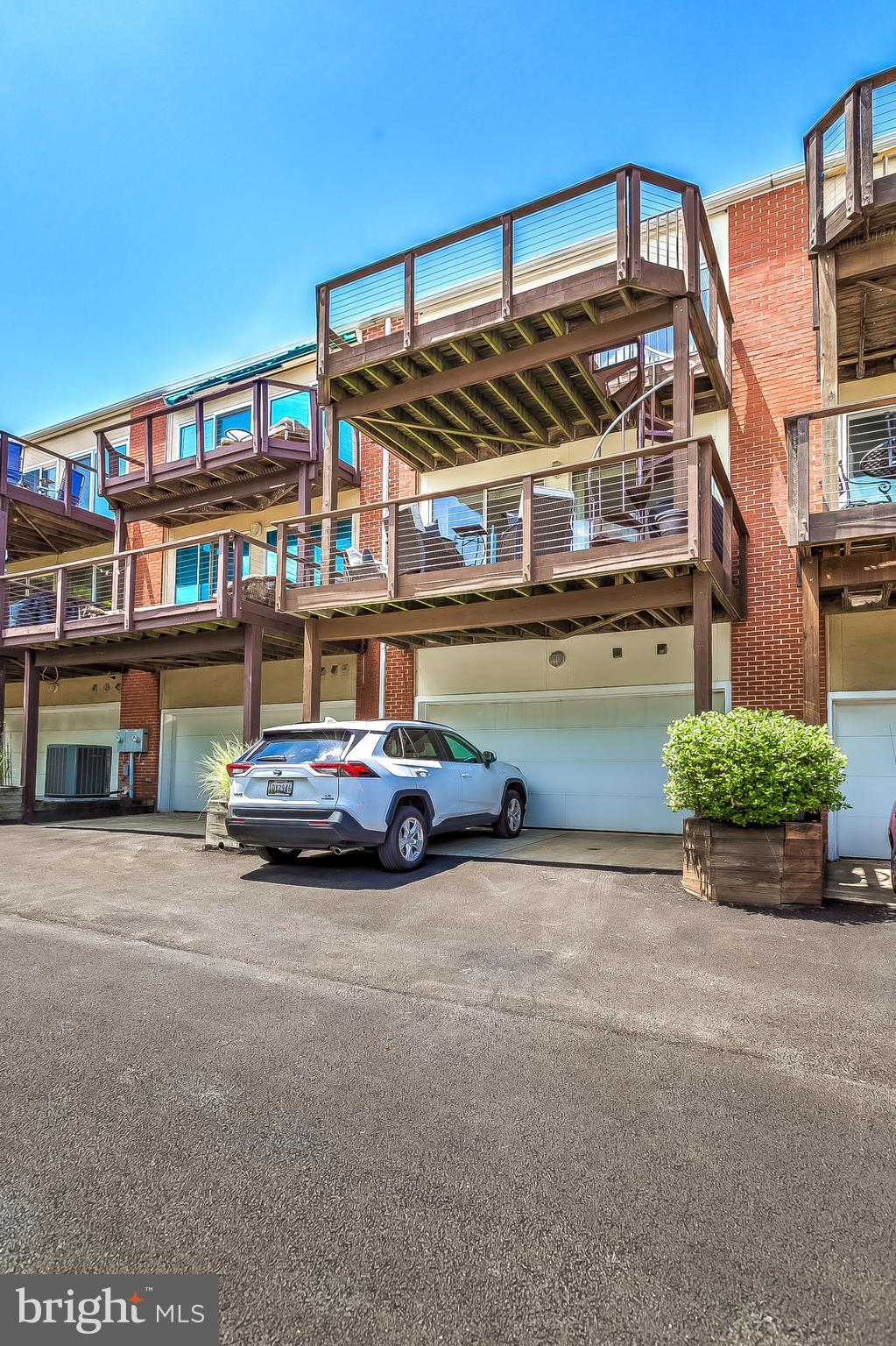 FEDERAL HILL HISTORIC DISTRICT - Residential