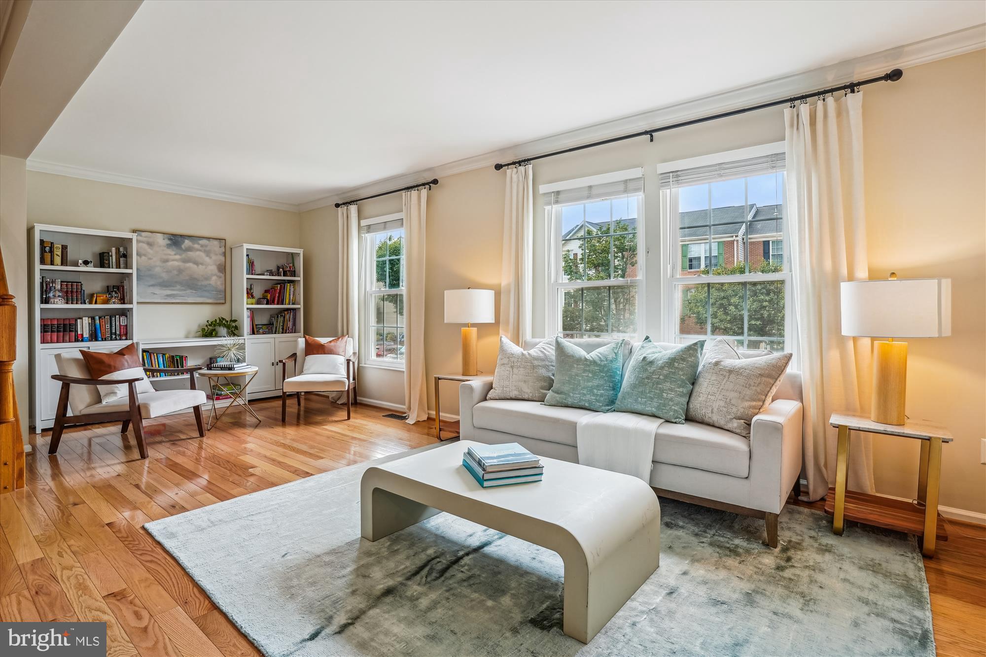 7484 GADSBY SQUARE