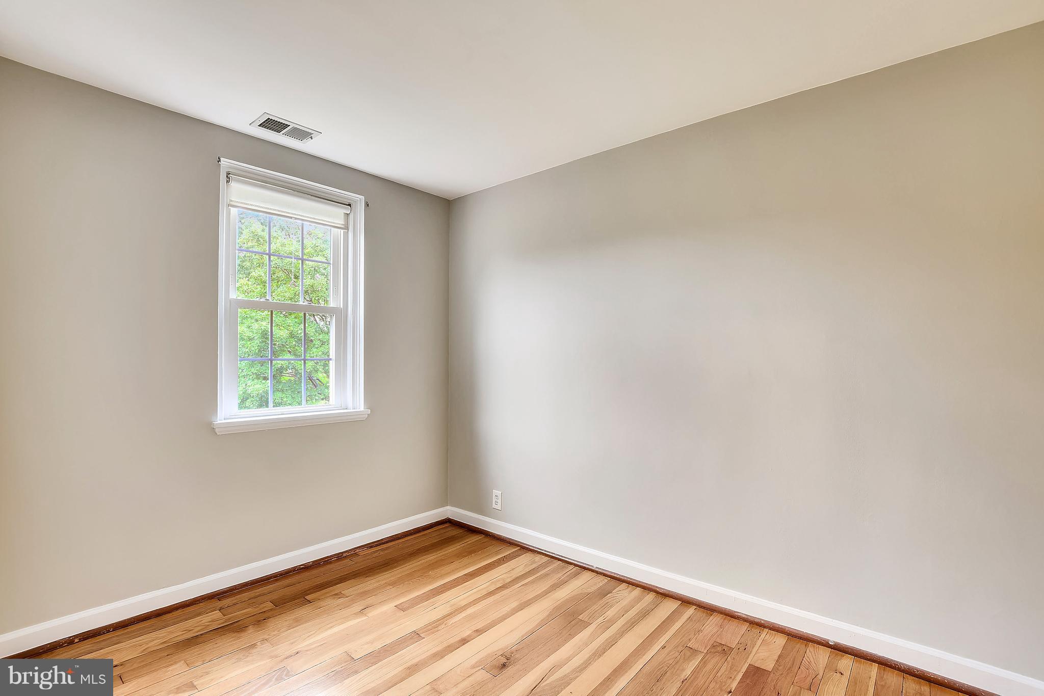 FAIRLINGTON MEADOWS - Residential