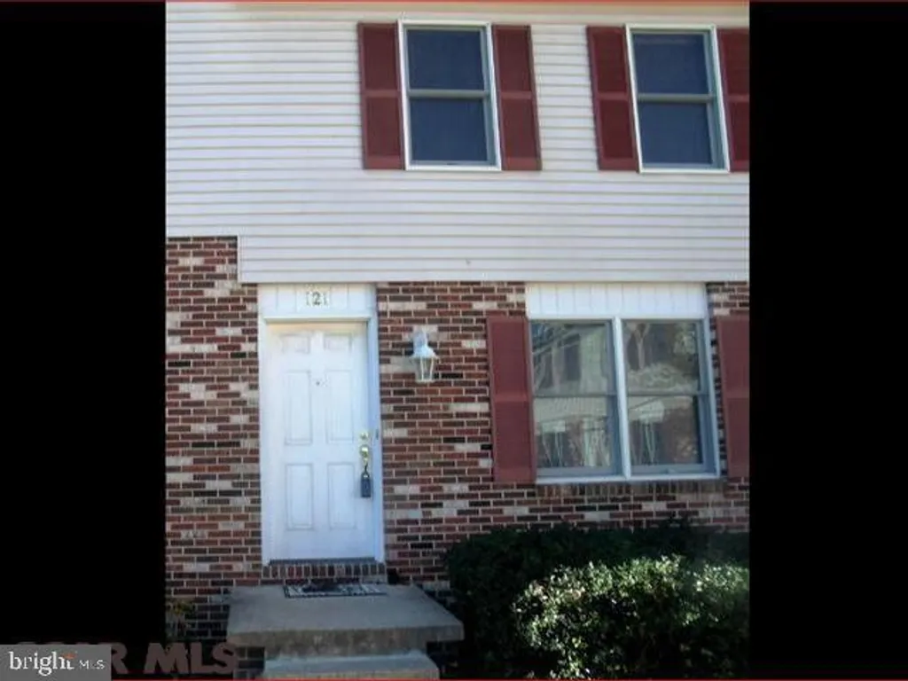 121 Lingwood Court, Bellefonte, PA 16823