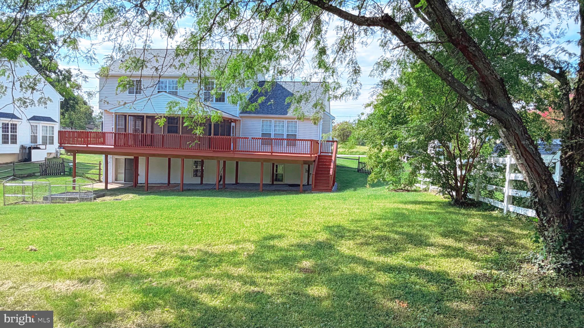 8625 TOWER DRIVE